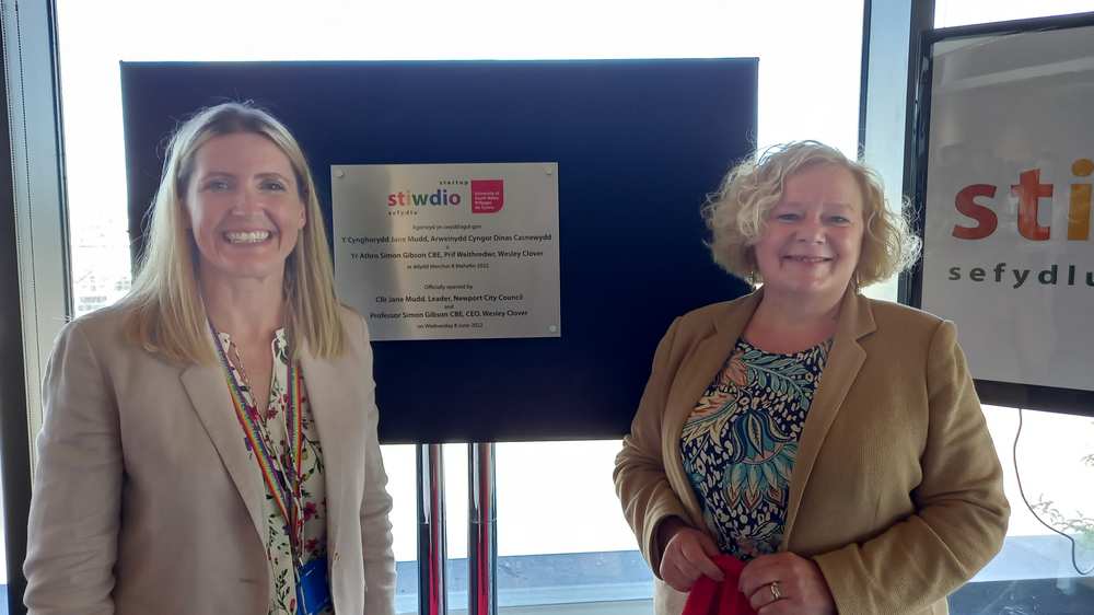 Professor Donna Whitehead, deputy vice-chancellor at USW, and Councillor Jane Mudd, officially opening the Startup Stwidio at Newport Campus