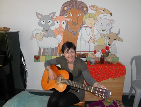 Liz Coombes - Music Therapy