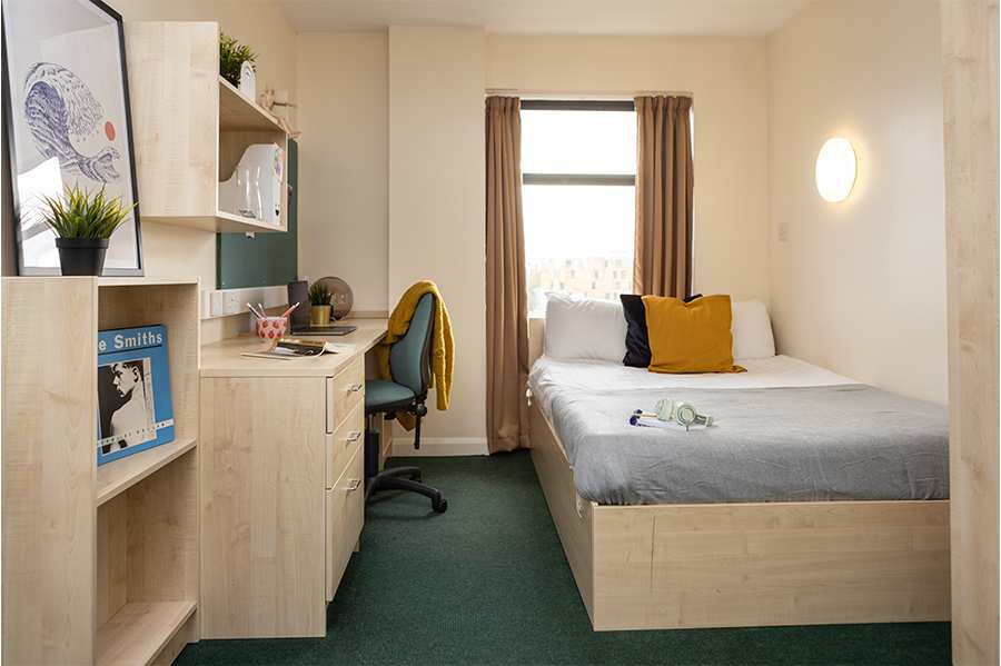 Newport Accommodation Room