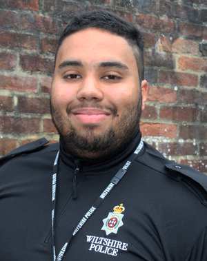 Wiltshire Police Officers Start New Degree Apprenticeship | University ...