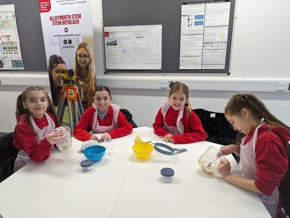 The 48 pupils from Year 5 and Year 6 at Coed y Lan Primary School visited the University’s Treforest Campus on 5 February to mark International Day of Women and Girls in Science. Feb 2024