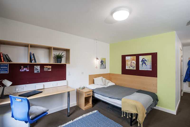 Treforest Accommodation - Accessible Room